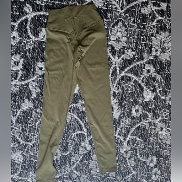 The cloud pant size small in color willow - no longer available! - Picture 3 of 5